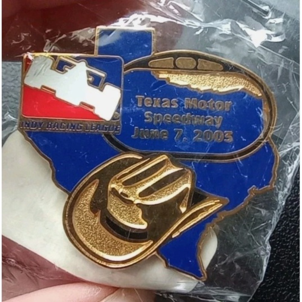 Texas Motor Speedway Indy Racing League Pin June 7 2003 Cowboy Hat Enamel Pin